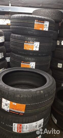 Joyroad Sport RX6 275/40 R19 и 245/45 R19 101W