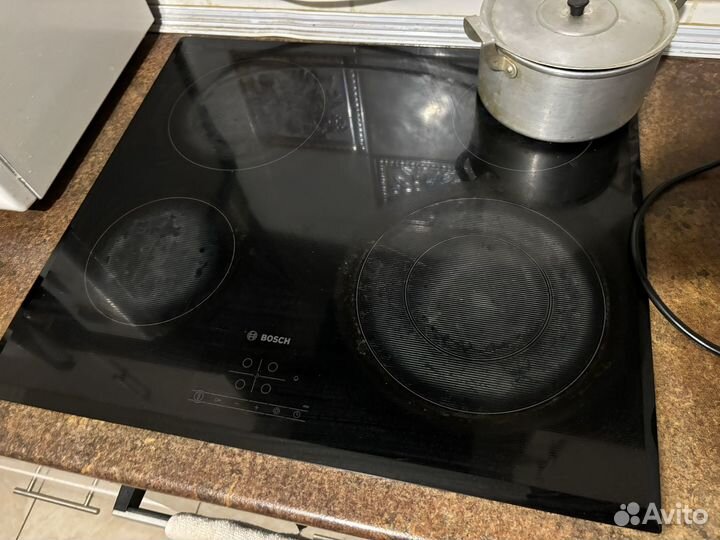 Кухонный гарнитур бу с техникой