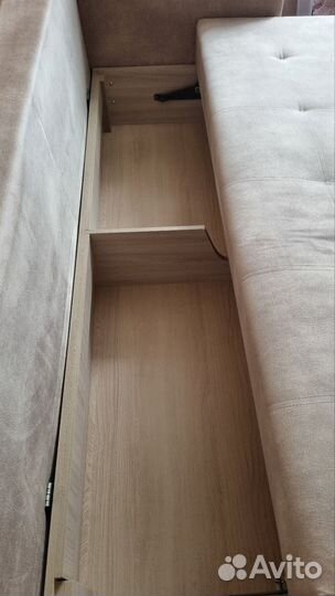 Диван бу антикоготь