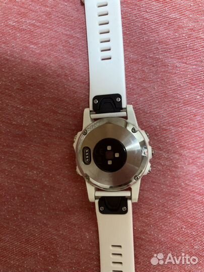 Часы Garmin fenix 5s