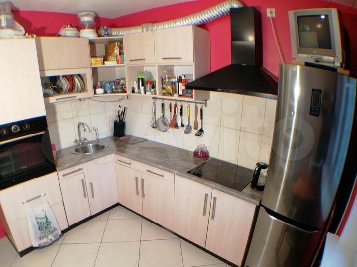 Комната 16 м² в 2-к., 8/17 эт.