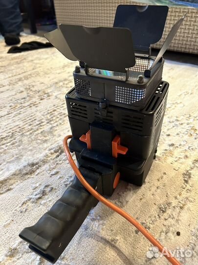 Осветитель студийный