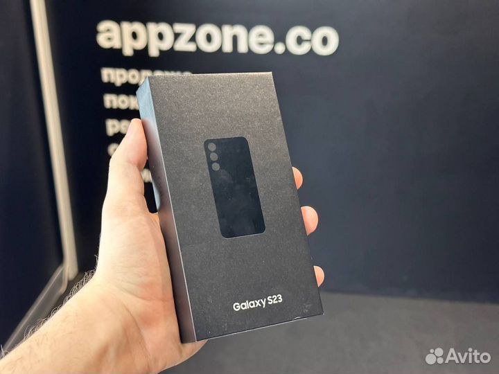 Samsung Galaxy S23, 8/256 ГБ