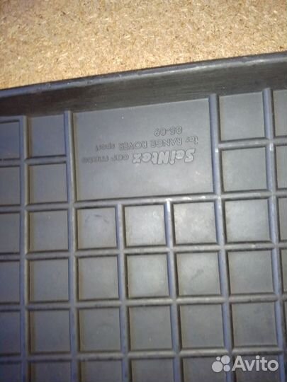 Автомобильные коврики резиновые