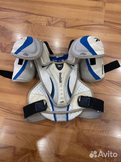 Нагрудник хоккейный детский