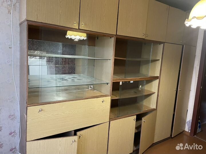 Гладильная доска и мебель