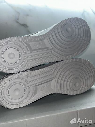 Кроссовки Nike Air Force 1