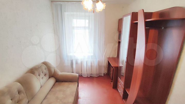 Комната 9 м² в 4-к., 1/9 эт.