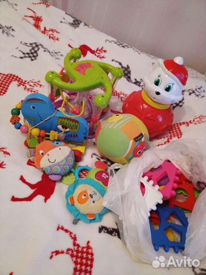 Детские развивающие игрушки