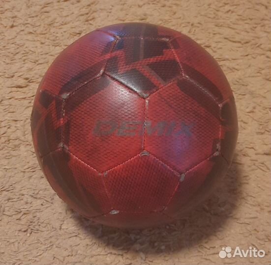 Футбольный мяч демикс