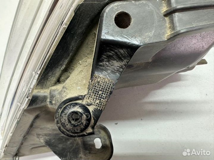 Фара ксенон передняя правая Toyota Camry V50