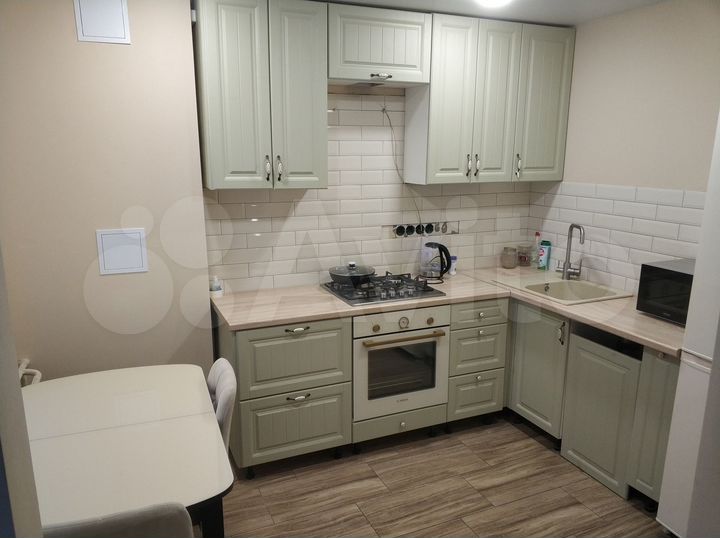 2-к. квартира, 49 м², 9/10 эт.