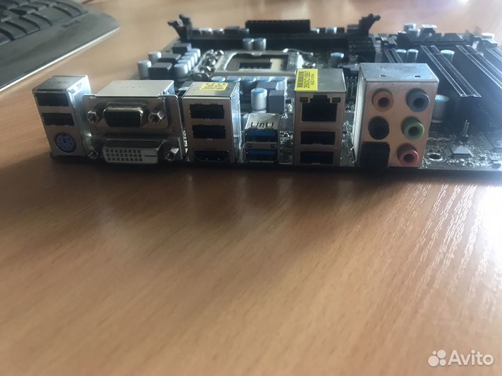 Материнская плата LGA 1155 ASRock H77M