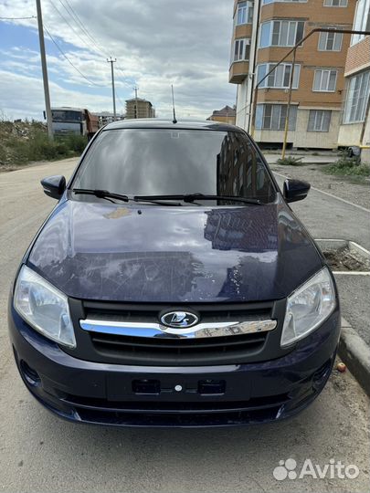 LADA Granta 1.6 МТ, 2012, битый, 180 000 км