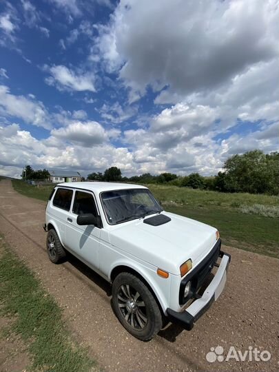 LADA 4x4 (Нива) 1.7 МТ, 2012, 140 000 км