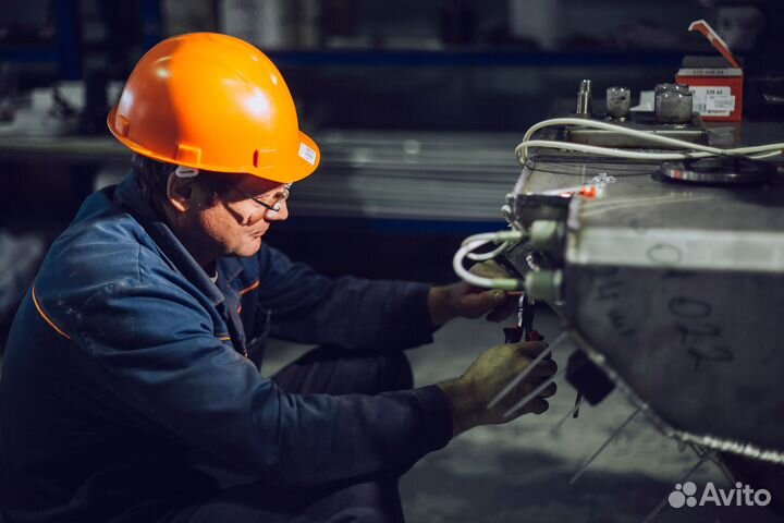 Слесарь мк (вахта)