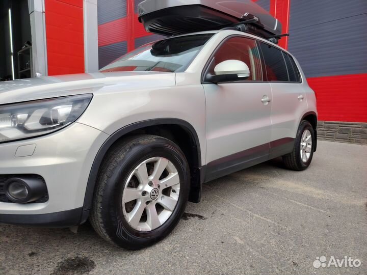 Volkswagen Tiguan 2.0 AT, 2012, 179 000 км