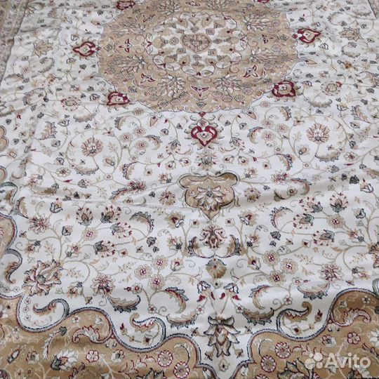 Ковер новый из ОАЭ