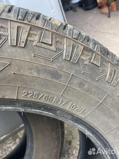 Toyo Open Country A/T 225/65 R17 102H