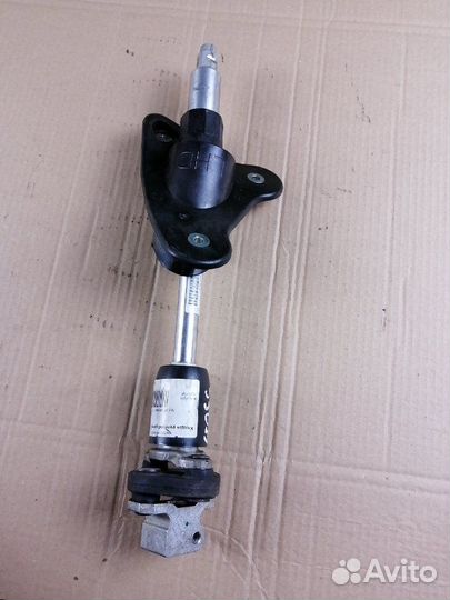 Рулевой карданчик Bmw X6 E71 N57D30A 2011