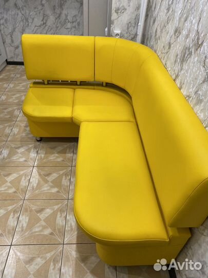 Угловой диван