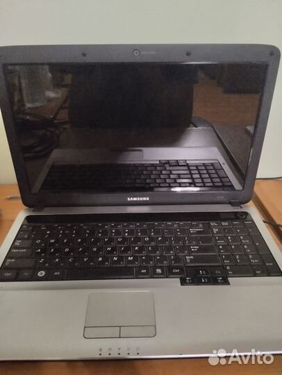 Ноутбук samsung rv508