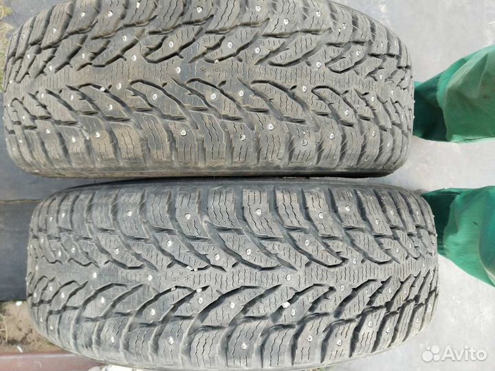 Nokian Tyres Hakkapeliitta 9 225/65 R17 99D