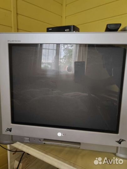 Продам телевизор бу
