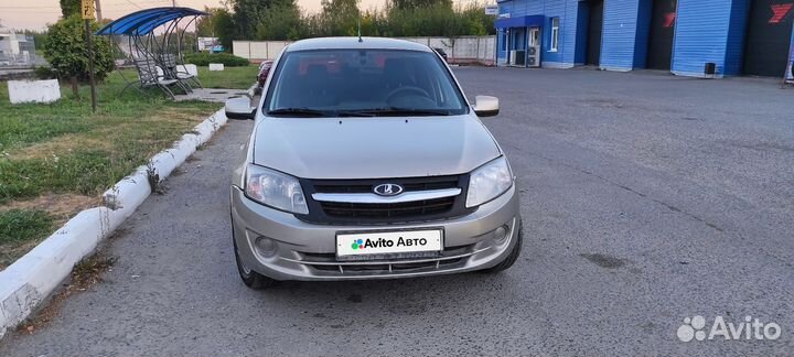LADA Granta 1.6 МТ, 2013, 216 000 км