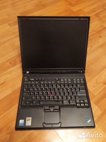 Ноутбук IBM T42 (Radeon 7500)