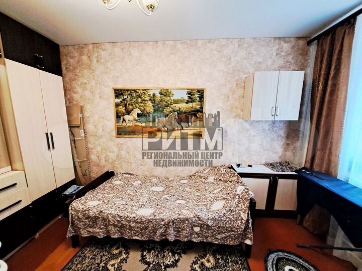 2-к. квартира, 43 м², 1/4 эт.