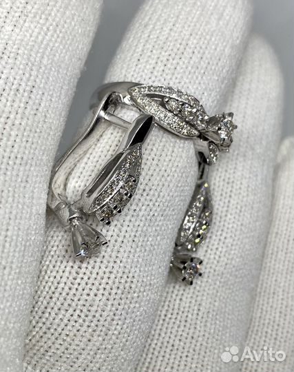 Золотой комплект с бриллиантами