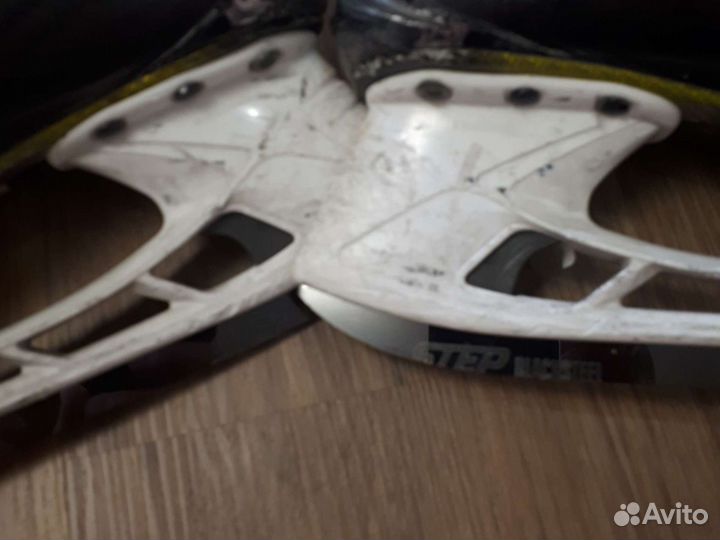 Хоккейные коньки bauer supreme 2s 39 размер