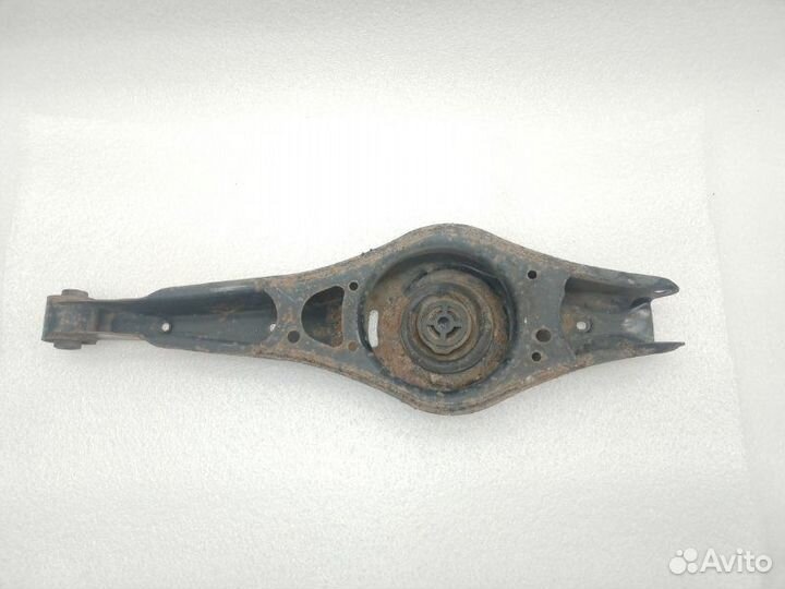 Рычаг поперечный задний Volkswagen Passat B7 cdab