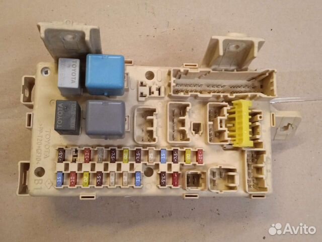 Блок предохранителей тойота авенсис т250 купить в Брянске | Авито