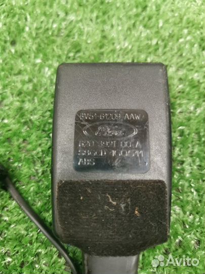 Замок ремня безопасности передний Ford Focus 3