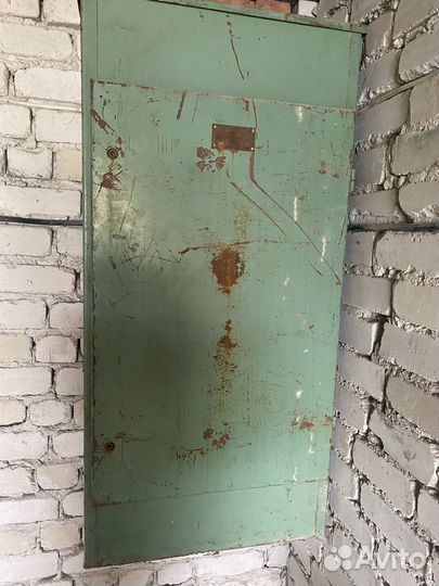 Железные стеллажи полки