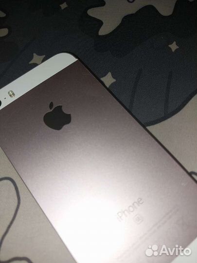iPhone SE 32GB