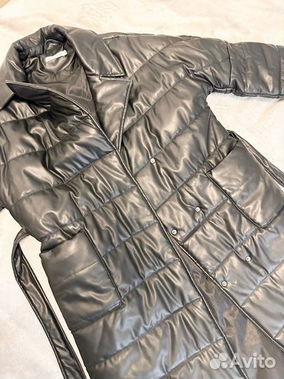 Пуховик из кож/зам 44 размер