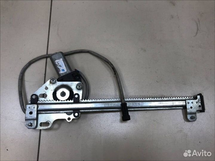 Стеклоподъемник электрический передний правый