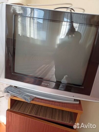Телевизор бу oniks