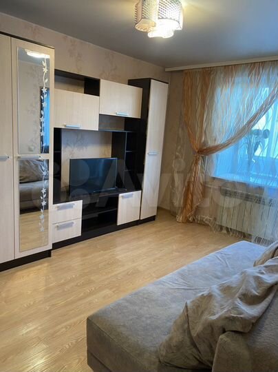 1-к. квартира, 42 м², 2/5 эт.