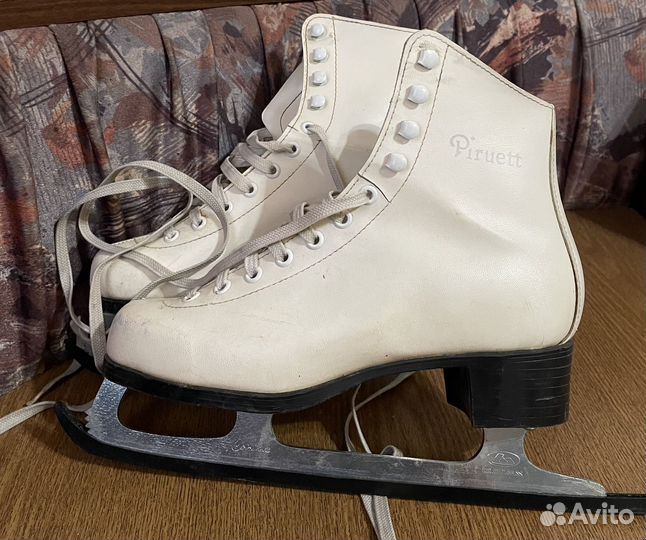 Коньки фигурные 38 размер