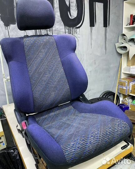 Сидение оригинальное с Toyota Cilica