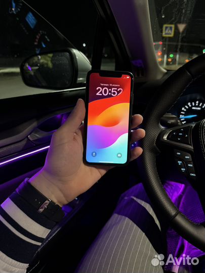 iPhone 11, 256 ГБ