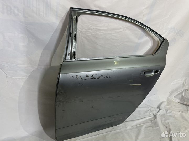 Задняя левая дверь skoda octavia a7