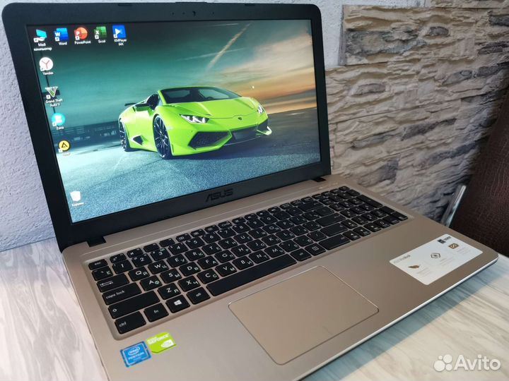 Игровой asus 4Core/4Gb/SSD240GB/GF 920mx