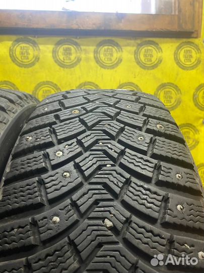 Michelin X-Ice North XIN2 215/55 R17 98T