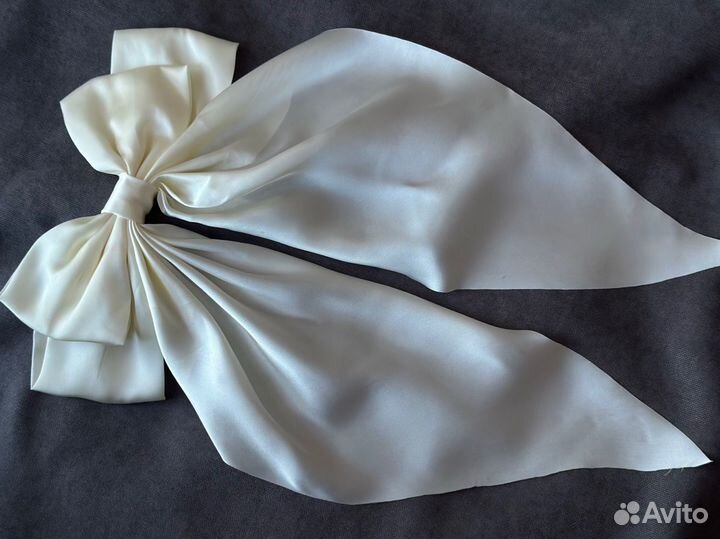 Заколка бант