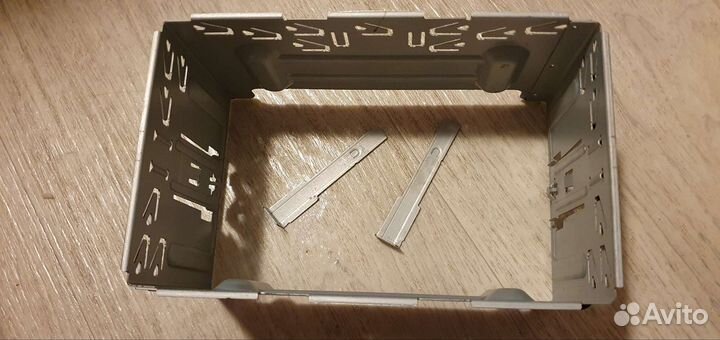 Шахта для магнитолы